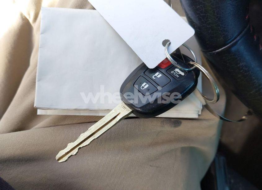 Photo 11 of 2017 Toyota Camry SE (VIN 4T1BF1FKXHU807633)