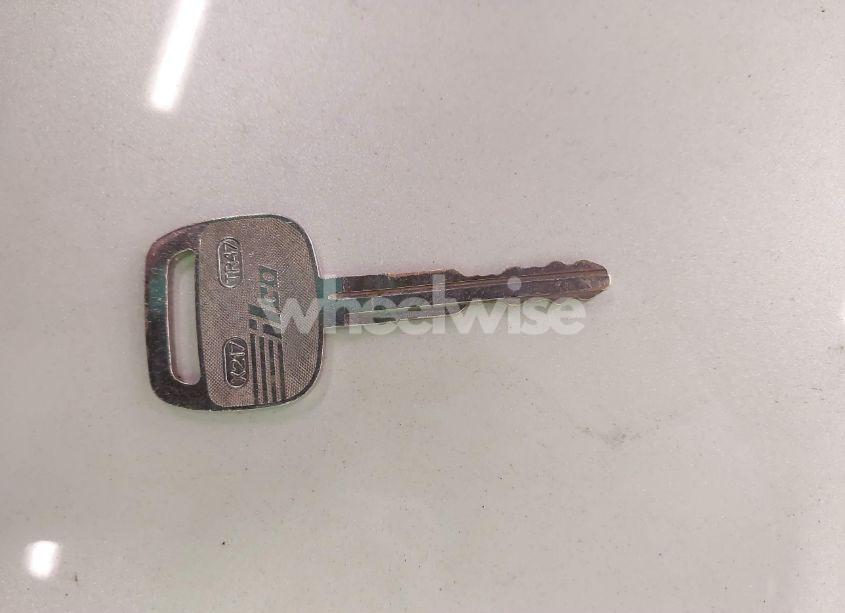 Photo 11 of 2001 Toyota Camry LE V6 (VIN 4T1BF22K01U117133)