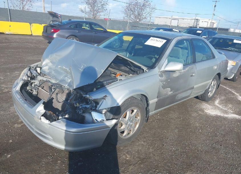 Photo 2 of 2000 Toyota Camry LE V6 (VIN 4T1BF22K0YU104716)