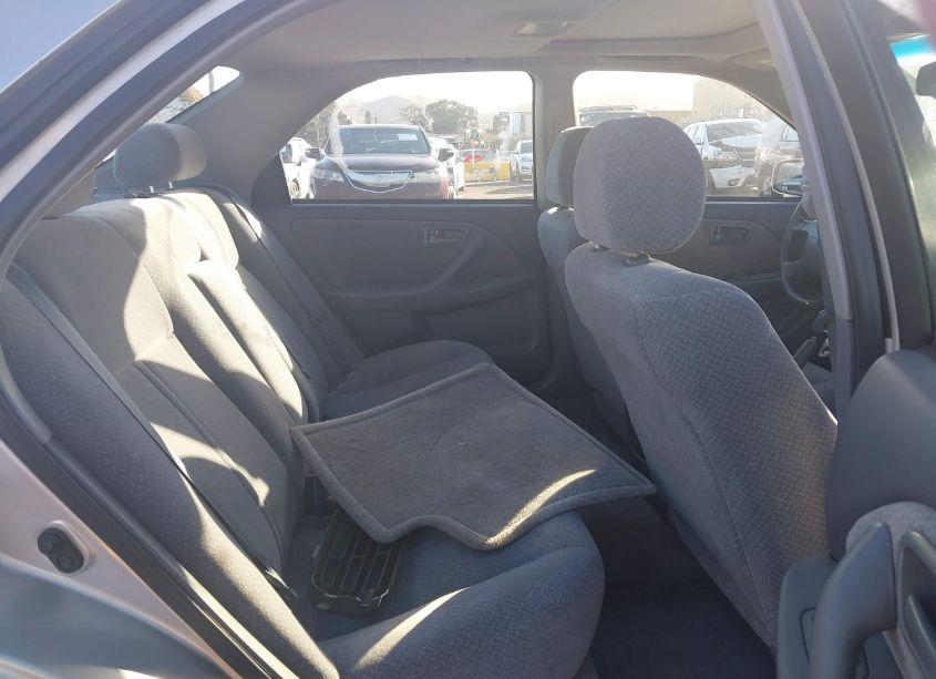 Photo 8 of 2000 Toyota Camry LE V6 (VIN 4T1BF22K0YU104716)