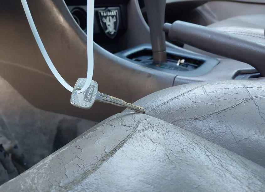 Photo 11 of 2000 Toyota Camry LE V6 (VIN 4T1BF22K0YU954197)