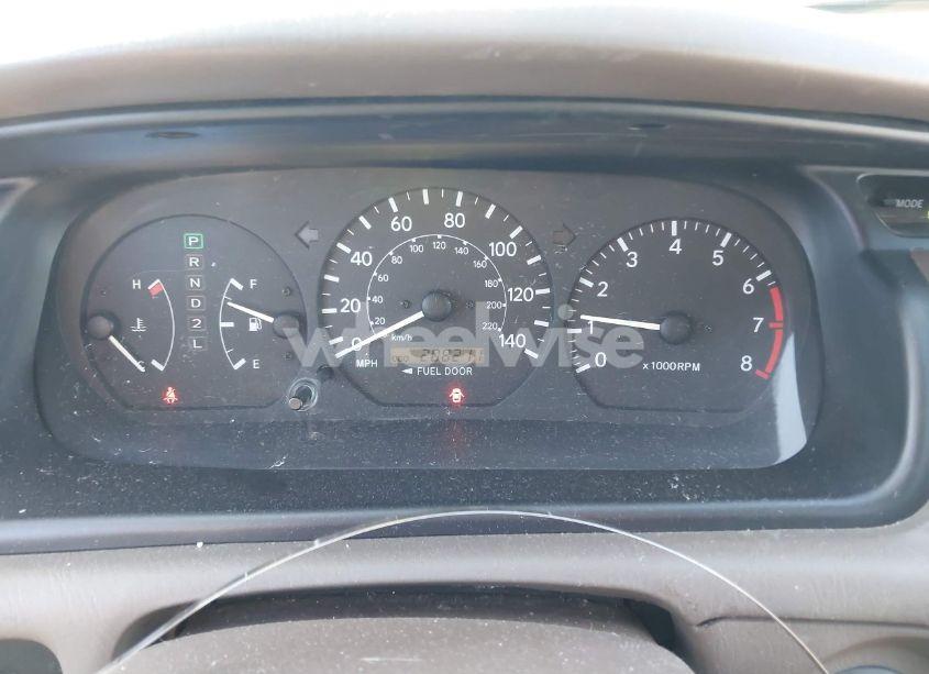 Photo 7 of 2001 Toyota Camry LE V6 (VIN 4T1BF22K11U117660)