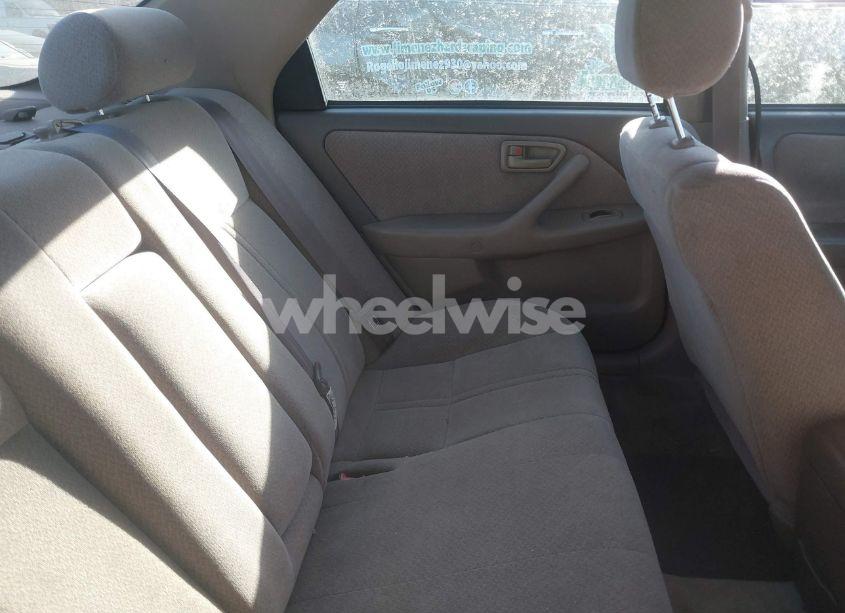 Photo 8 of 2001 Toyota Camry LE V6 (VIN 4T1BF22K11U117660)