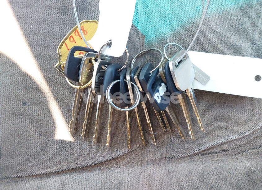 Photo 11 of 1998 Toyota Camry LE V6 (VIN 4T1BF22K1WU927328)