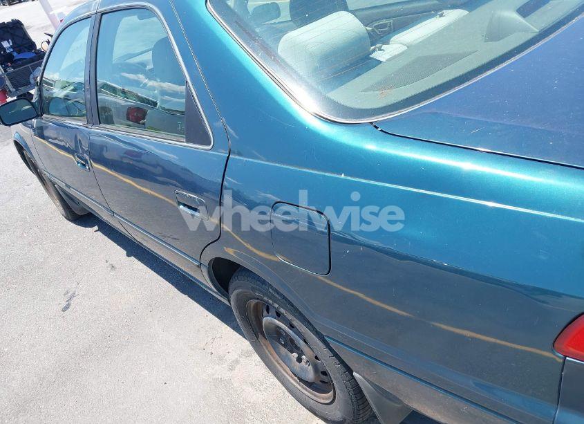 Photo 16 of 1998 Toyota Camry LE V6 (VIN 4T1BF22K1WU927328)