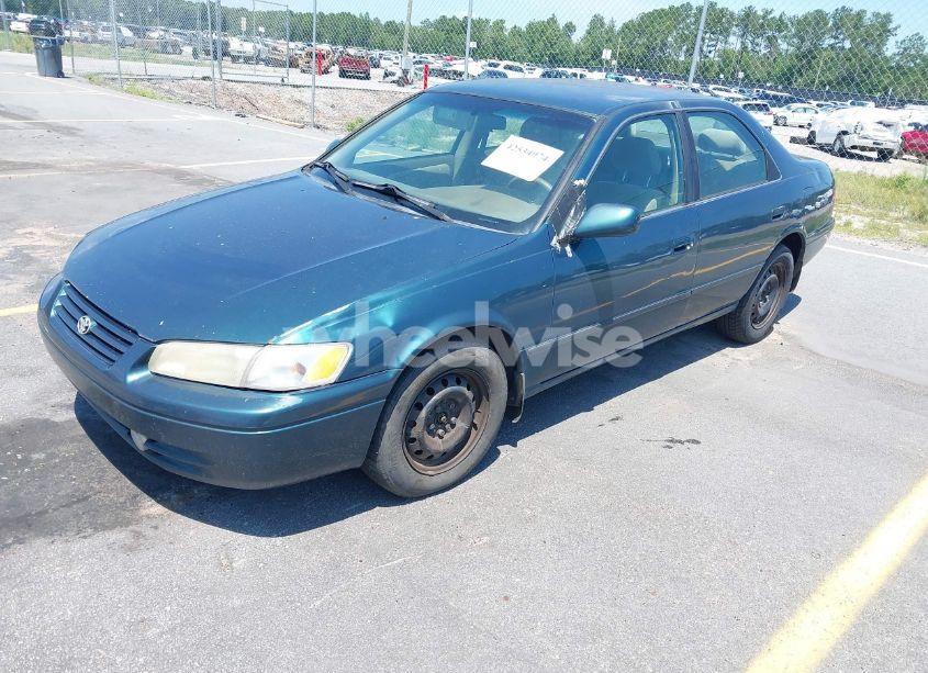 Photo 2 of 1998 Toyota Camry LE V6 (VIN 4T1BF22K1WU927328)