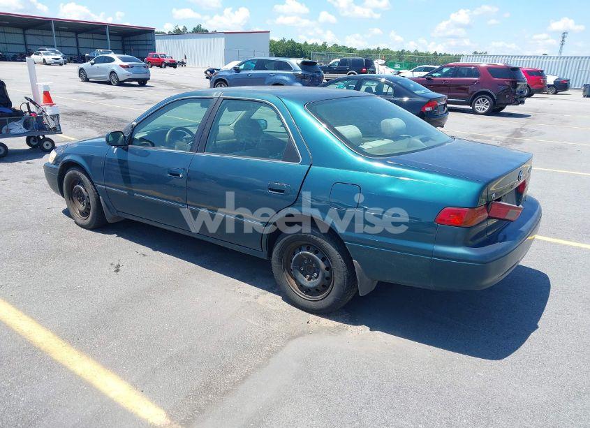 Photo 3 of 1998 Toyota Camry LE V6 (VIN 4T1BF22K1WU927328)