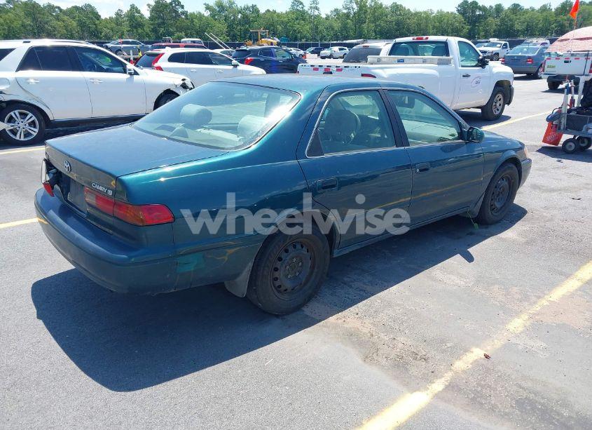 Photo 4 of 1998 Toyota Camry LE V6 (VIN 4T1BF22K1WU927328)