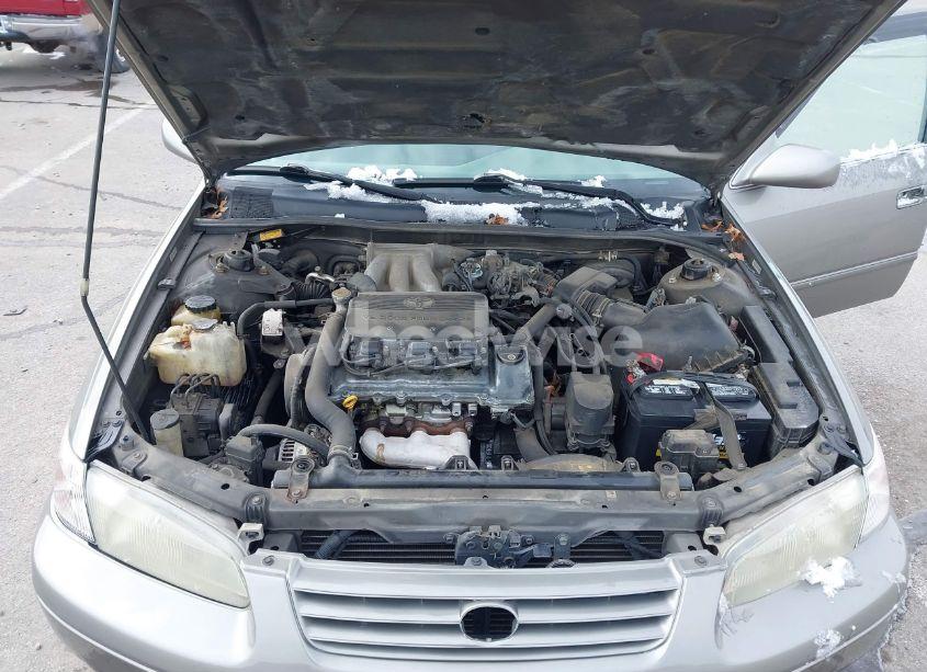 Photo 10 of 1999 Toyota Camry LE V6 (VIN 4T1BF22K2XU085889)