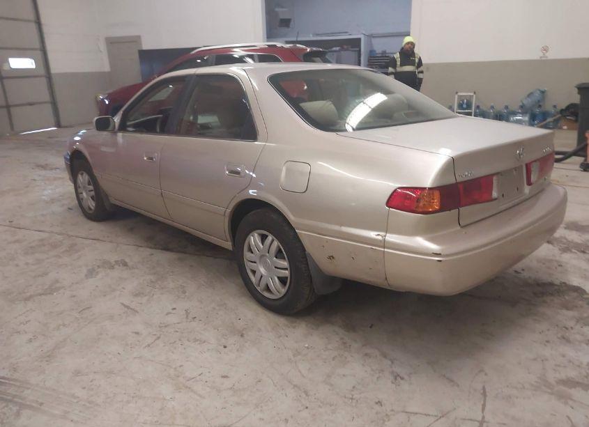 Photo 3 of 2000 Toyota Camry LE V6 (VIN 4T1BF22K2YU941340)