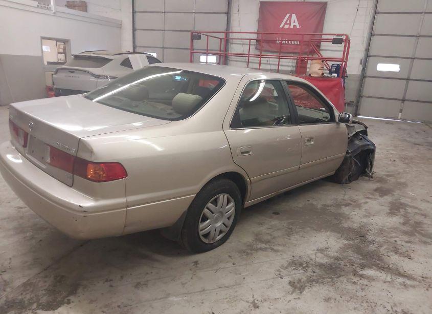 Photo 4 of 2000 Toyota Camry LE V6 (VIN 4T1BF22K2YU941340)