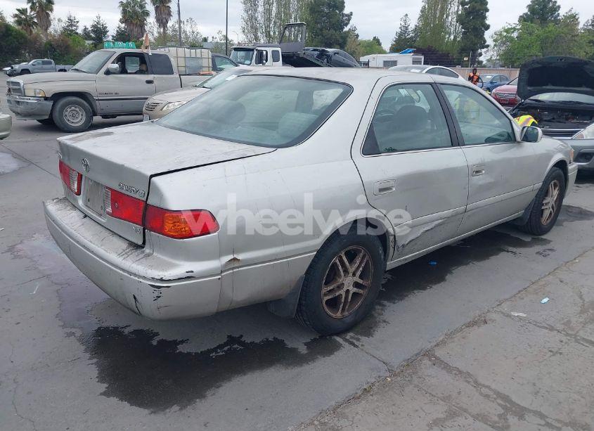 Photo 4 of 2001 Toyota Camry LE V6 (VIN 4T1BF22K31U121273)