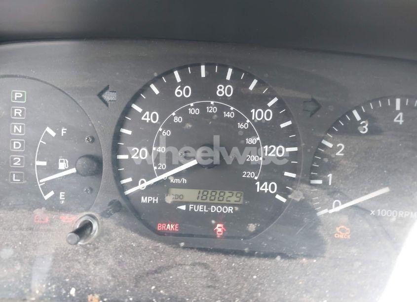 Photo 7 of 2001 Toyota Camry LE V6 (VIN 4T1BF22K31U121273)