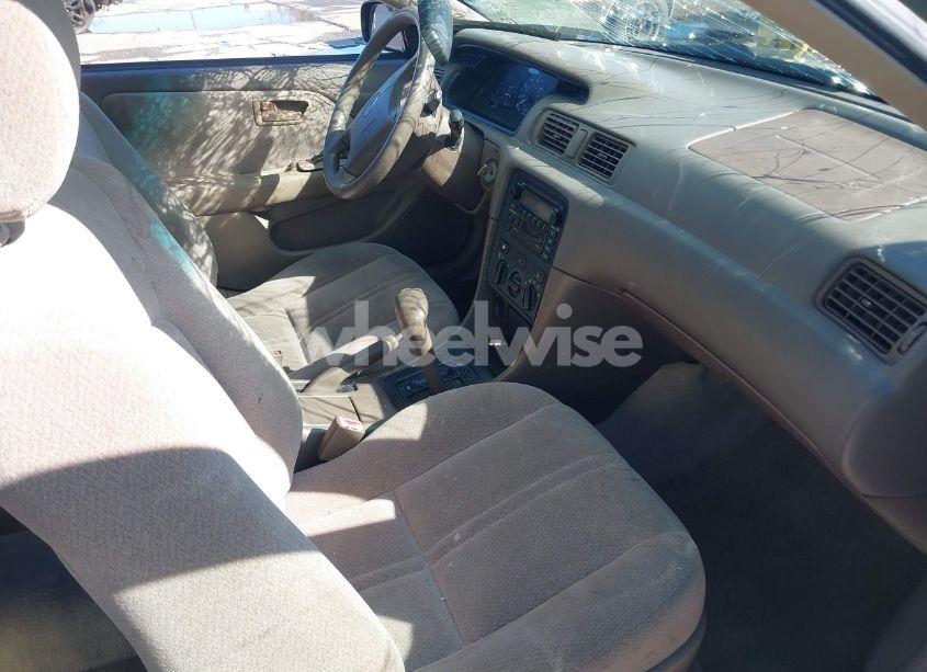 Photo 5 of 2001 Toyota Camry LE V6 (VIN 4T1BF22K31U125887)