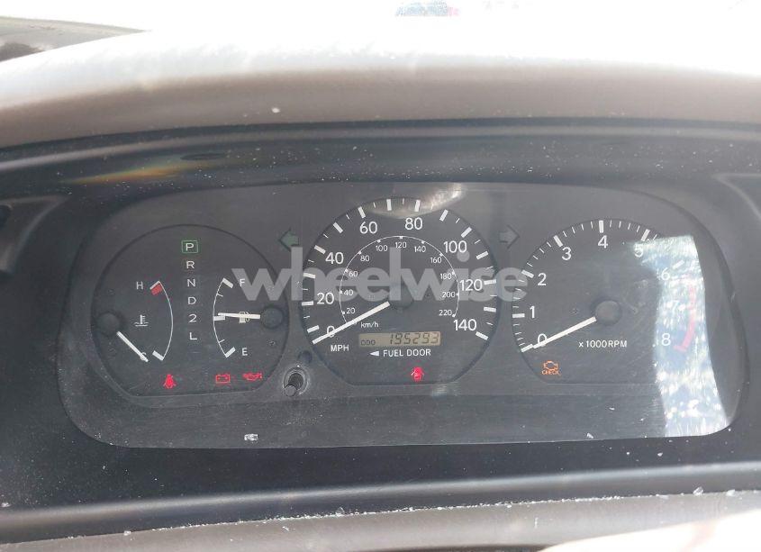 Photo 7 of 2001 Toyota Camry LE V6 (VIN 4T1BF22K31U125887)