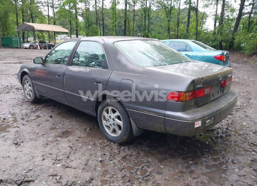 Photo 3 of 1997 Toyota Camry XLE V6 (VIN 4T1BF22K3VU014200)