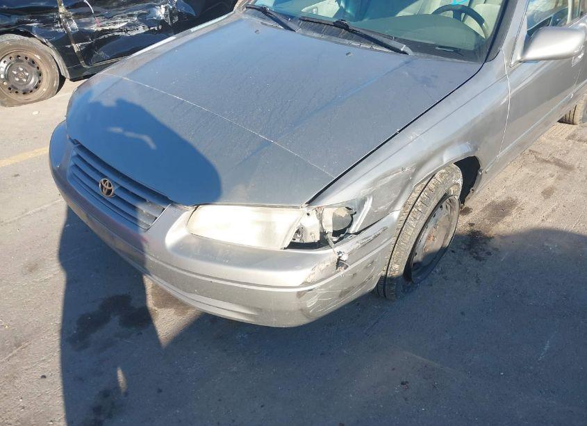 Photo 12 of 1997 Toyota Camry LE V6 (VIN 4T1BF22K3VU034785)