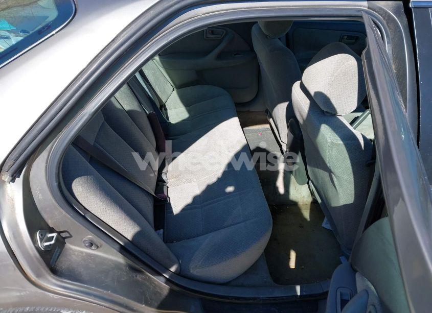 Photo 8 of 2000 Toyota Camry LE V6 (VIN 4T1BF22K3YU096529)