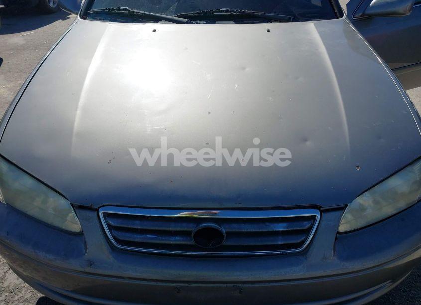 Photo 6 of 2001 Toyota Camry LE V6 (VIN 4T1BF22K41U118513)