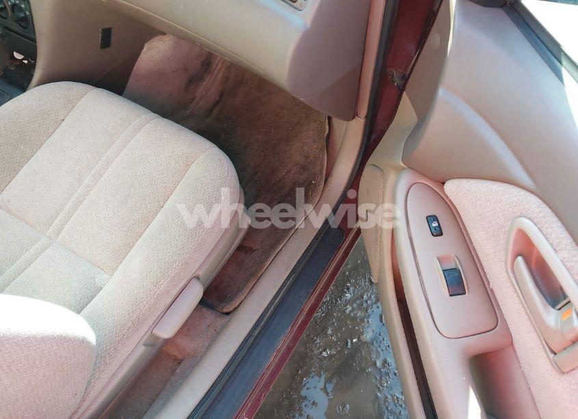 Photo 5 of 2001 Toyota Camry LE V6 (VIN 4T1BF22K51U122487)