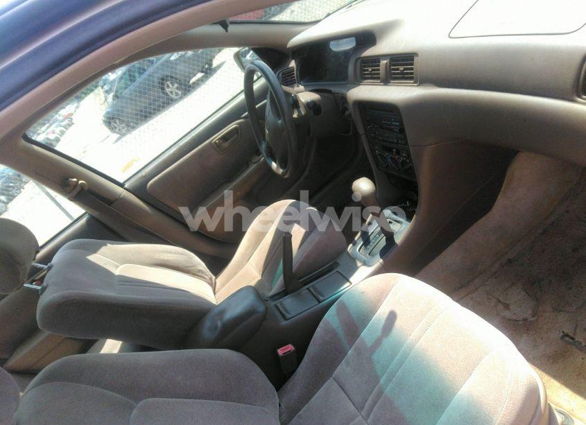 Photo 5 of 1998 Toyota Camry LE V6 (VIN 4T1BF22K5WU068342)