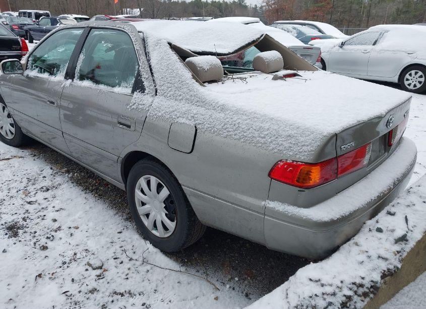 Photo 3 of 2000 Toyota Camry LE V6 (VIN 4T1BF22K5YU108390)