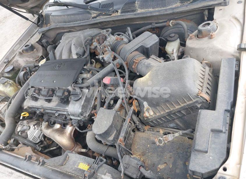 Photo 10 of 2000 Toyota Camry LE V6 (VIN 4T1BF22K5YU938013)