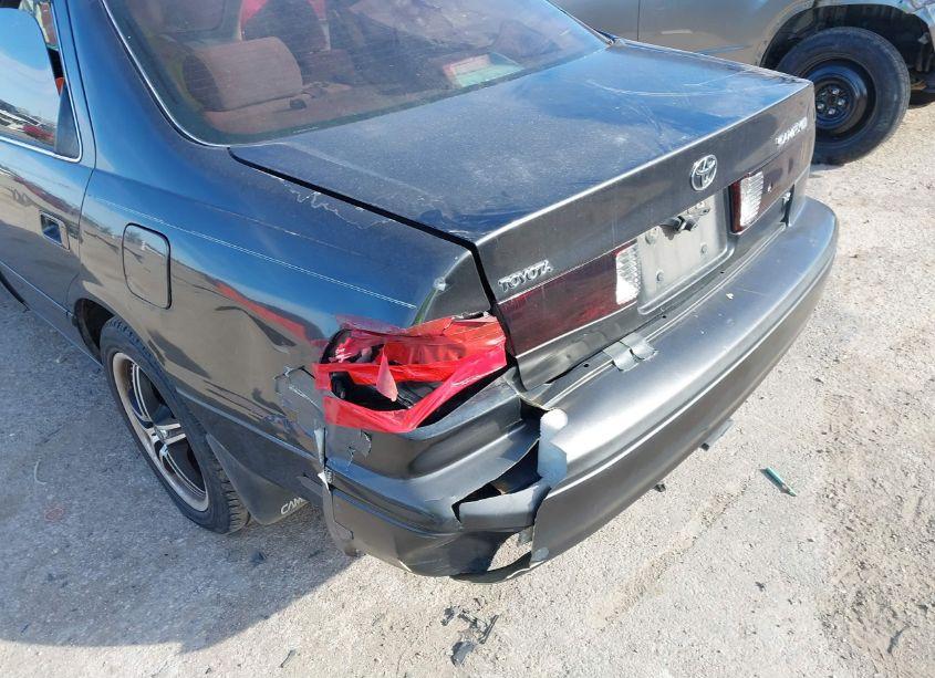 Photo 12 of 2000 Toyota Camry LE V6 (VIN 4T1BF22K5YU945088)
