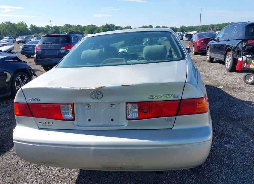 Photo 16 of 2001 Toyota Camry XLE/LE (VIN 4T1BF22K71U122362)