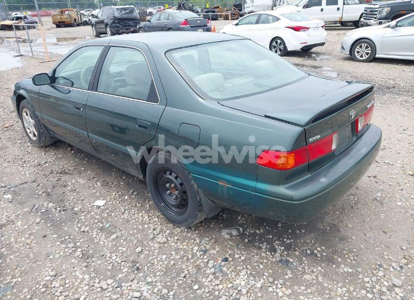 Photo 3 of 2001 Toyota Camry LE V6 (VIN 4T1BF22K71U962559)