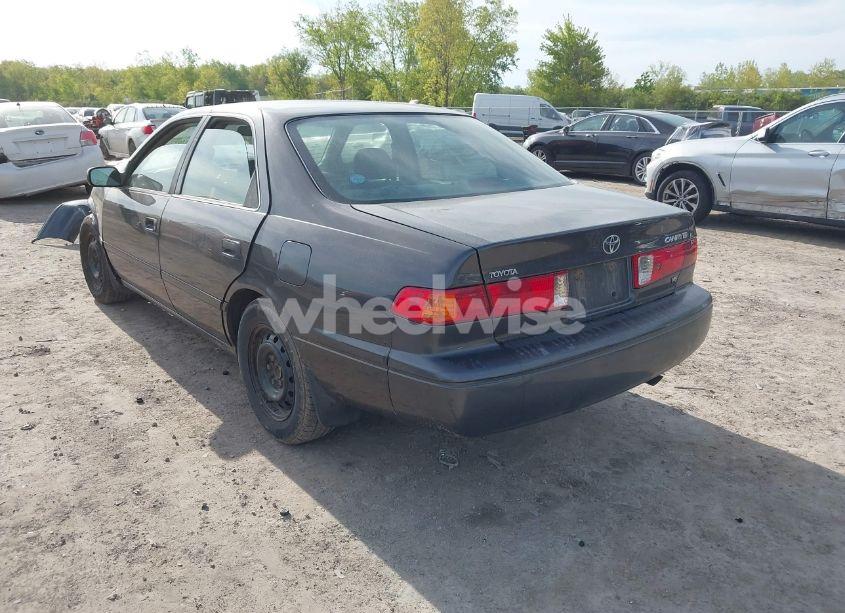 Photo 3 of 2000 Toyota Camry LE V6 (VIN 4T1BF22K7YU092029)