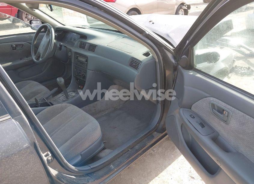 Photo 5 of 2000 Toyota Camry LE V6 (VIN 4T1BF22K7YU092029)