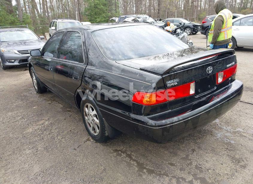 Photo 3 of 2000 Toyota Camry LE V6 (VIN 4T1BF22K7YU950423)