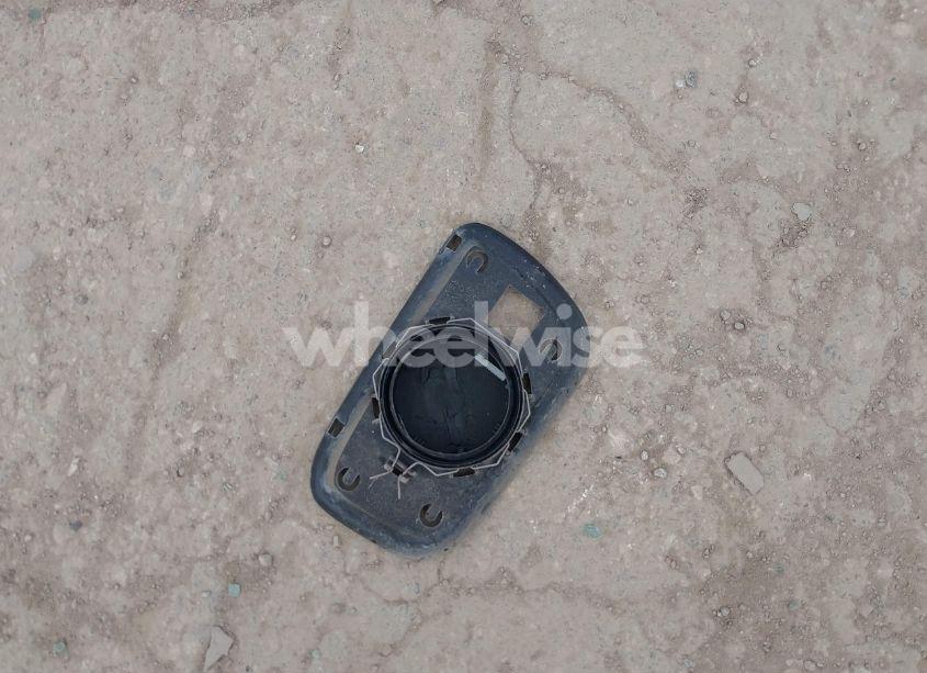 Photo 12 of 2001 Toyota Camry LE V6 (VIN 4T1BF22K81U965194)