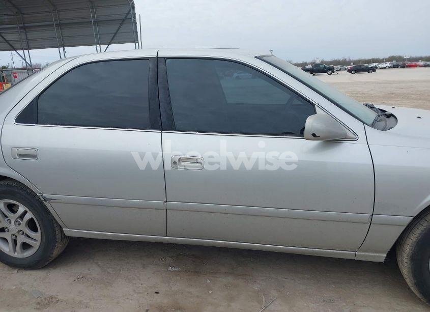 Photo 14 of 2001 Toyota Camry LE V6 (VIN 4T1BF22K81U965194)