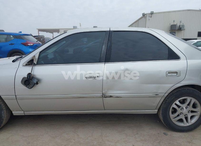 Photo 15 of 2001 Toyota Camry LE V6 (VIN 4T1BF22K81U965194)