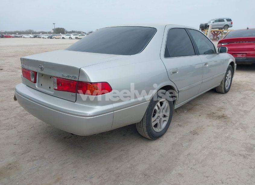 Photo 4 of 2001 Toyota Camry LE V6 (VIN 4T1BF22K81U965194)