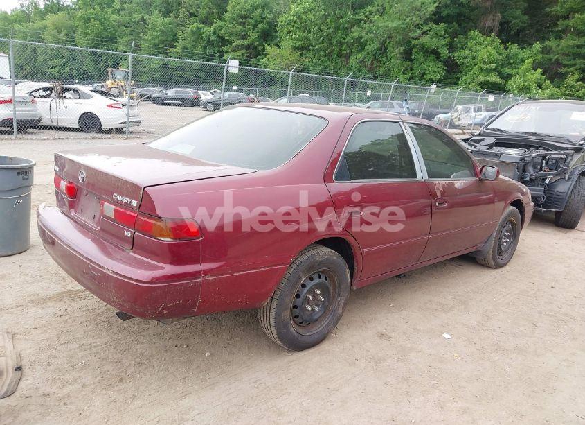 Photo 4 of 1997 Toyota Camry LE V6 (VIN 4T1BF22K8VU005878)