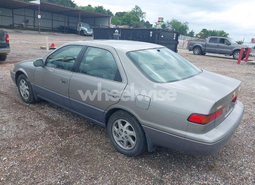 Photo 3 of 1997 Toyota Camry XLE V6 (VIN 4T1BF22K8VU011101)