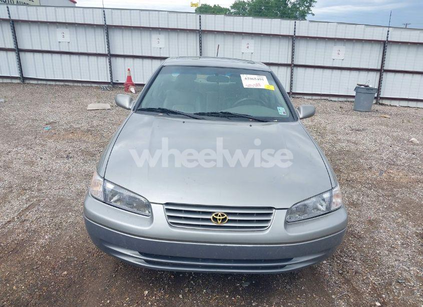 Photo 6 of 1997 Toyota Camry XLE V6 (VIN 4T1BF22K8VU011101)