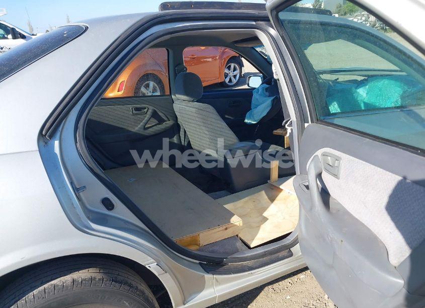 Photo 8 of 2000 Toyota Camry LE V6 (VIN 4T1BF22K8YU110831)