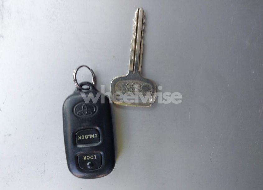 Photo 11 of 2001 Toyota Camry LE V6 (VIN 4T1BF22K91U126963)