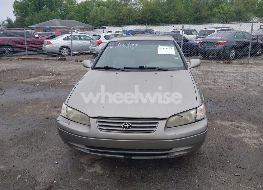 Photo 12 of 1997 Toyota Camry XLE V6 (VIN 4T1BF22K9VU027811)