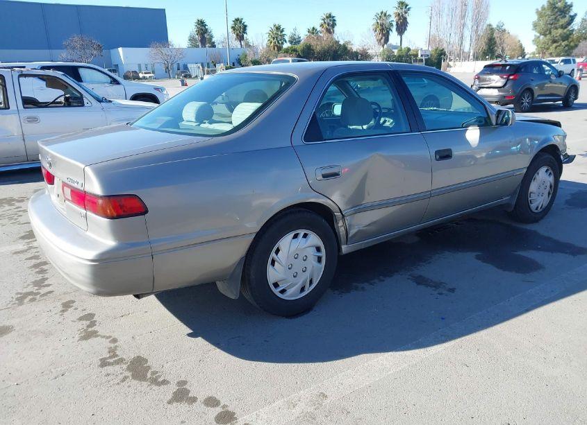 Photo 4 of 1998 Toyota Camry LE V6 (VIN 4T1BF22K9WU043766)