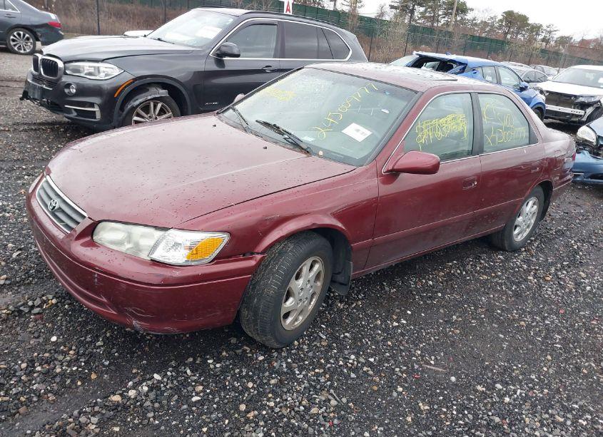 Photo 2 of 2000 Toyota Camry LE V6 (VIN 4T1BF22K9YU092520)
