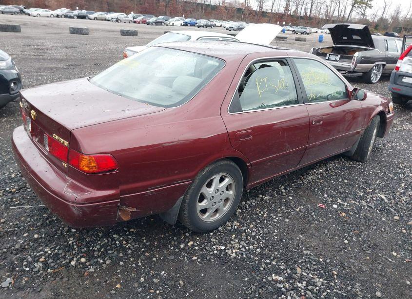 Photo 4 of 2000 Toyota Camry LE V6 (VIN 4T1BF22K9YU092520)