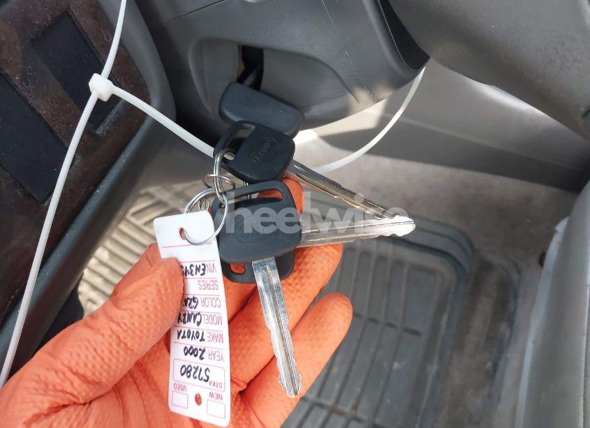 Photo 11 of 2000 Toyota Camry LE V6 (VIN 4T1BF22K9YU109946)