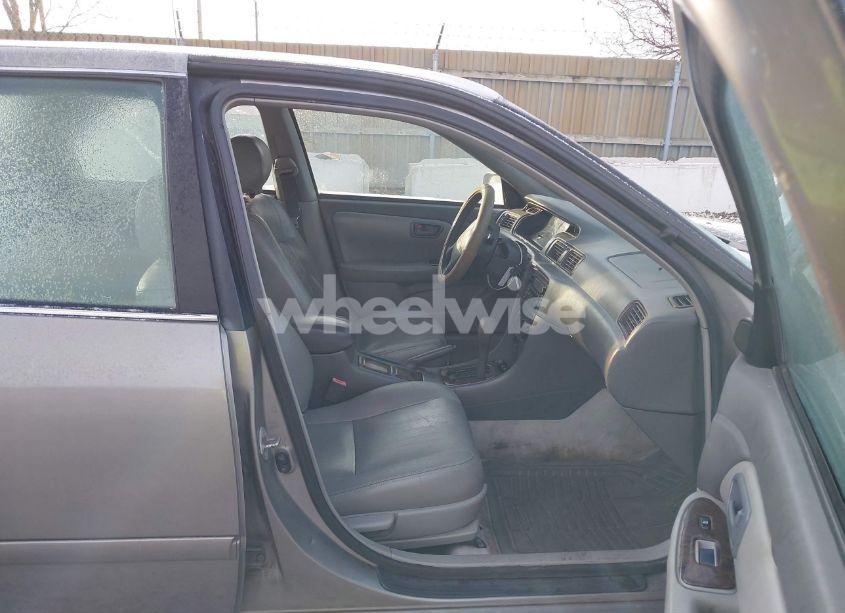 Photo 5 of 2000 Toyota Camry LE V6 (VIN 4T1BF22K9YU109946)