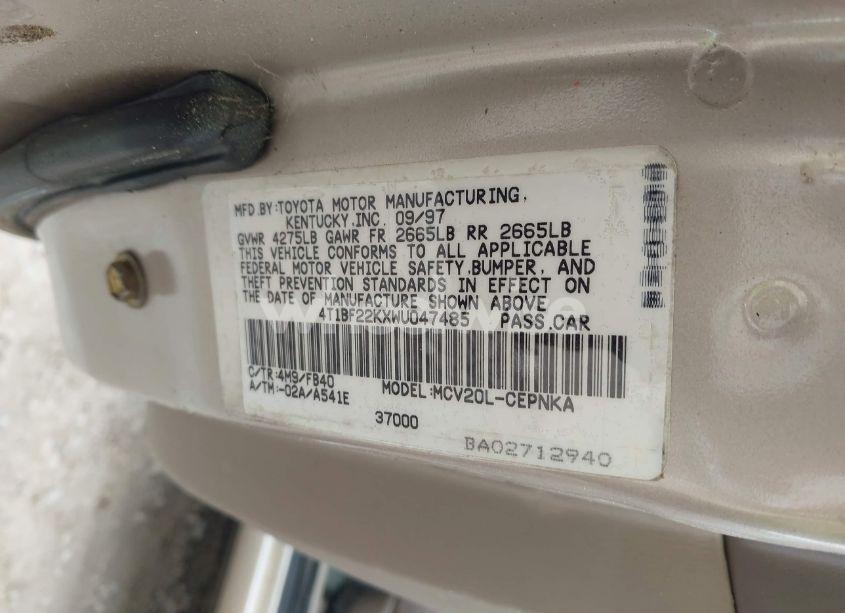 Photo 9 of 1998 Toyota Camry LE V6 (VIN 4T1BF22KXWU047485)