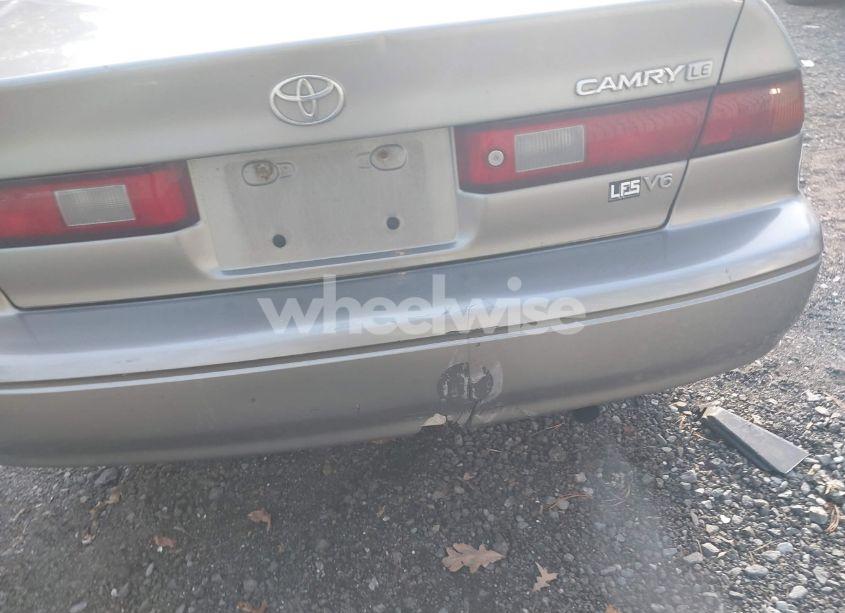 Photo 6 of 1998 Toyota Camry LE V6 (VIN 4T1BF22KXWU063167)